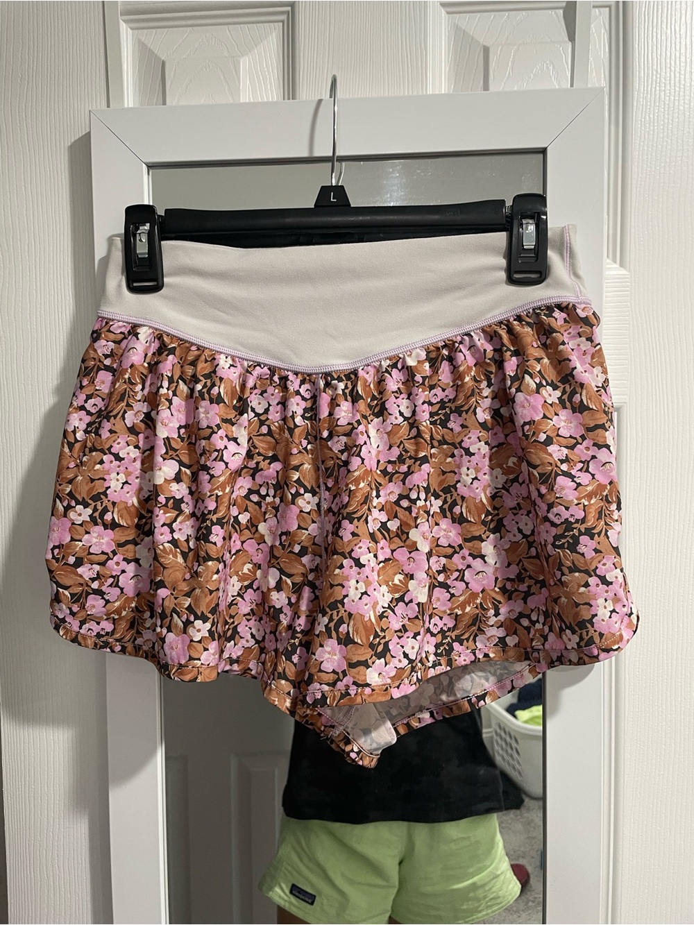 Aerie Medium floral athletic shorts with spandex liner